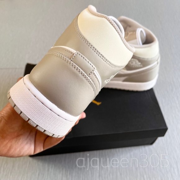 Air Jordan 1 Mid College Grey - Picture 9 of 9